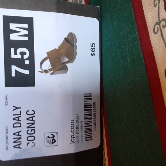 NWT Ana Cognac  Sandels - Picture 9 of 9